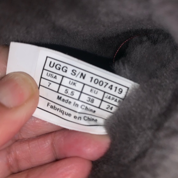 Woman UGG boots - Picture 5 of 8